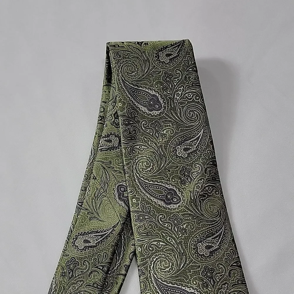 🖤5/$20🖤 DOCKERS.. green paisley tie..